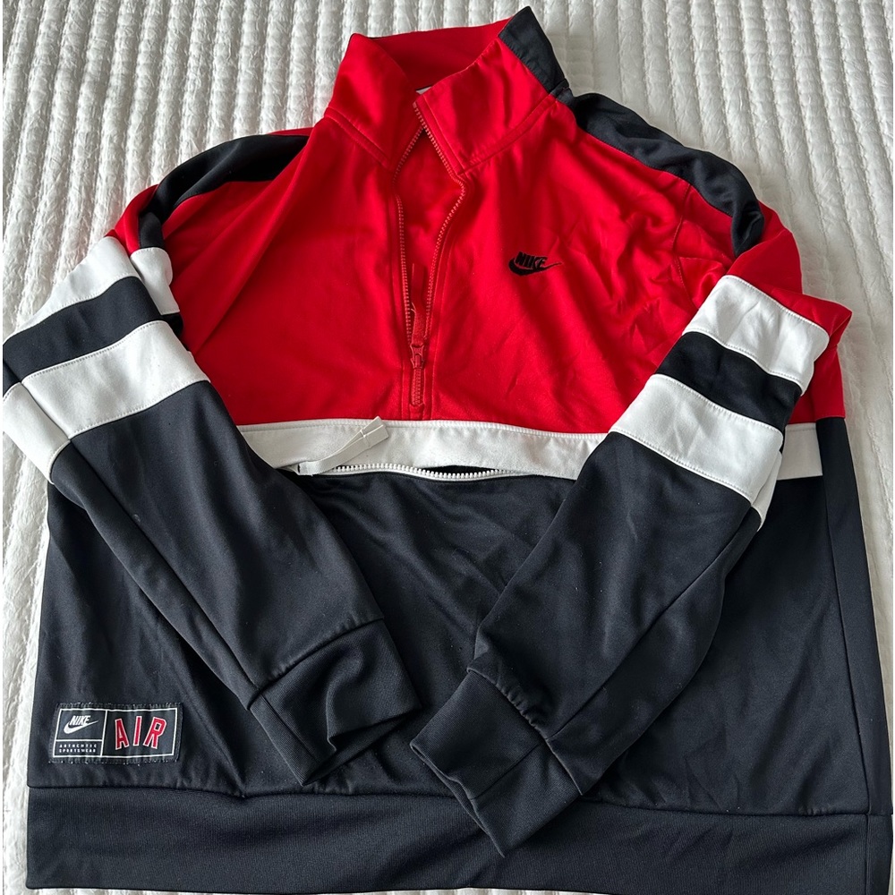 Nike vintage sweater